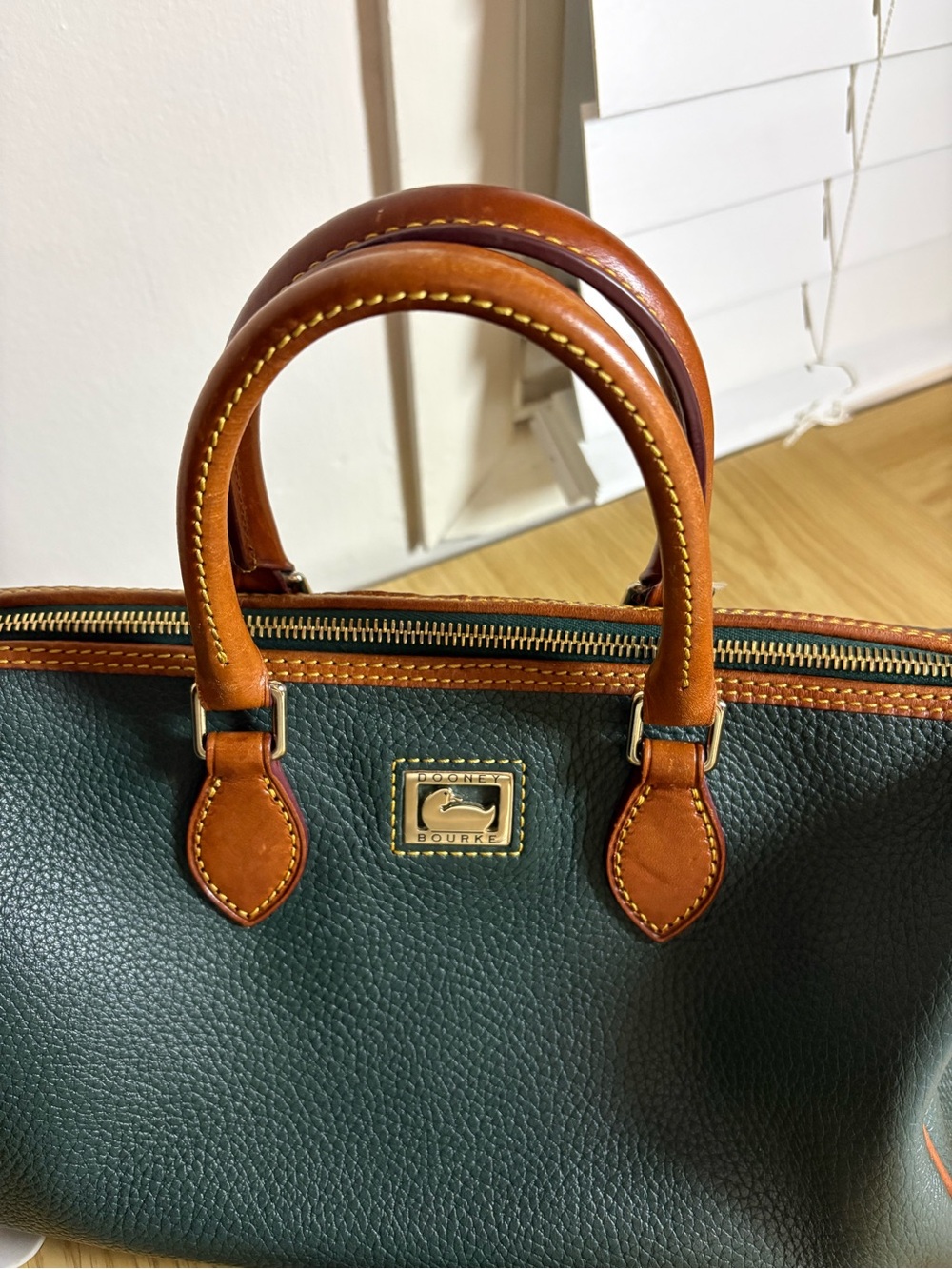 Dooney & Bourke Green Barrel Satchel - Picture 2 of 13